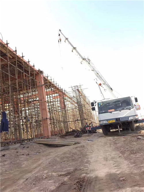 公主岭市25 吨、50 吨吊车怎么选？多大重量 / 半径适合对应车型？