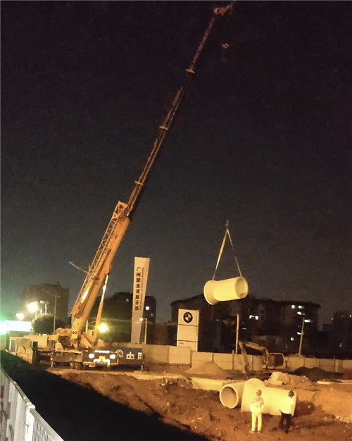 公主岭市“弯臂矫正”—— 吊车的 “形变补偿” 技术